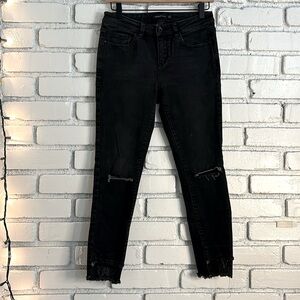 Yishion Casual “THE BAT” ripped skinny jeans women’s